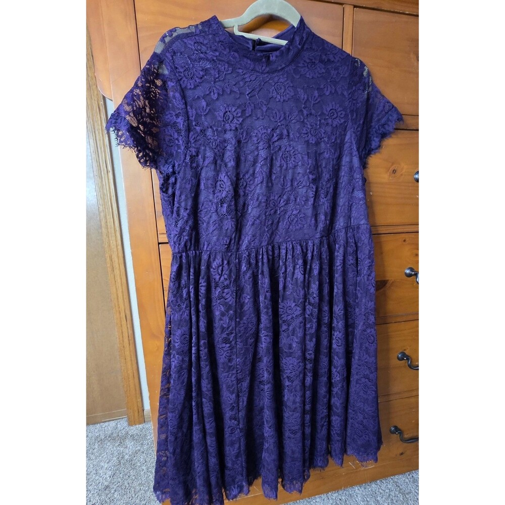 Torrid Lace Dress Size 16 Purple Skater A Line Dressy Knee Length Floral